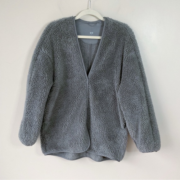 Uniqlo Light Pile-Lined Fleece Cardigan in Grey Size S - Picture 4 of 11